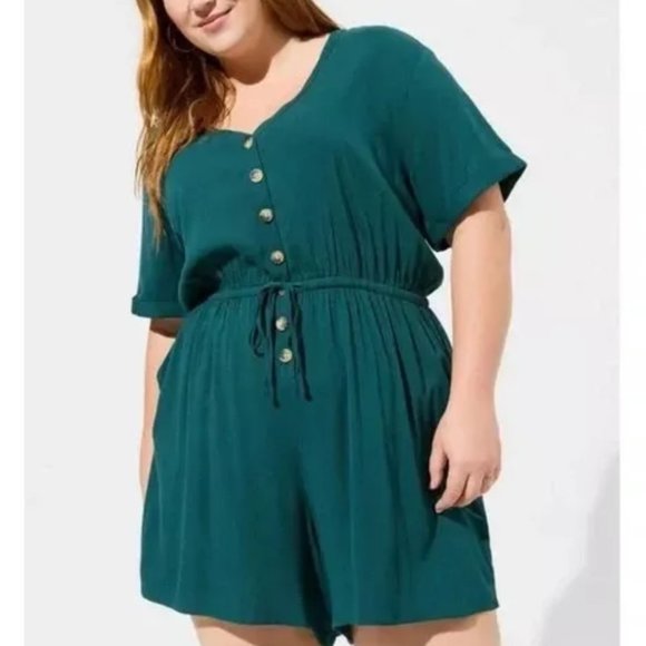 Torrid Rayon Slub Romper Women's Green Button Front Emerald Casual Everyday 00 - Picture 1 of 8